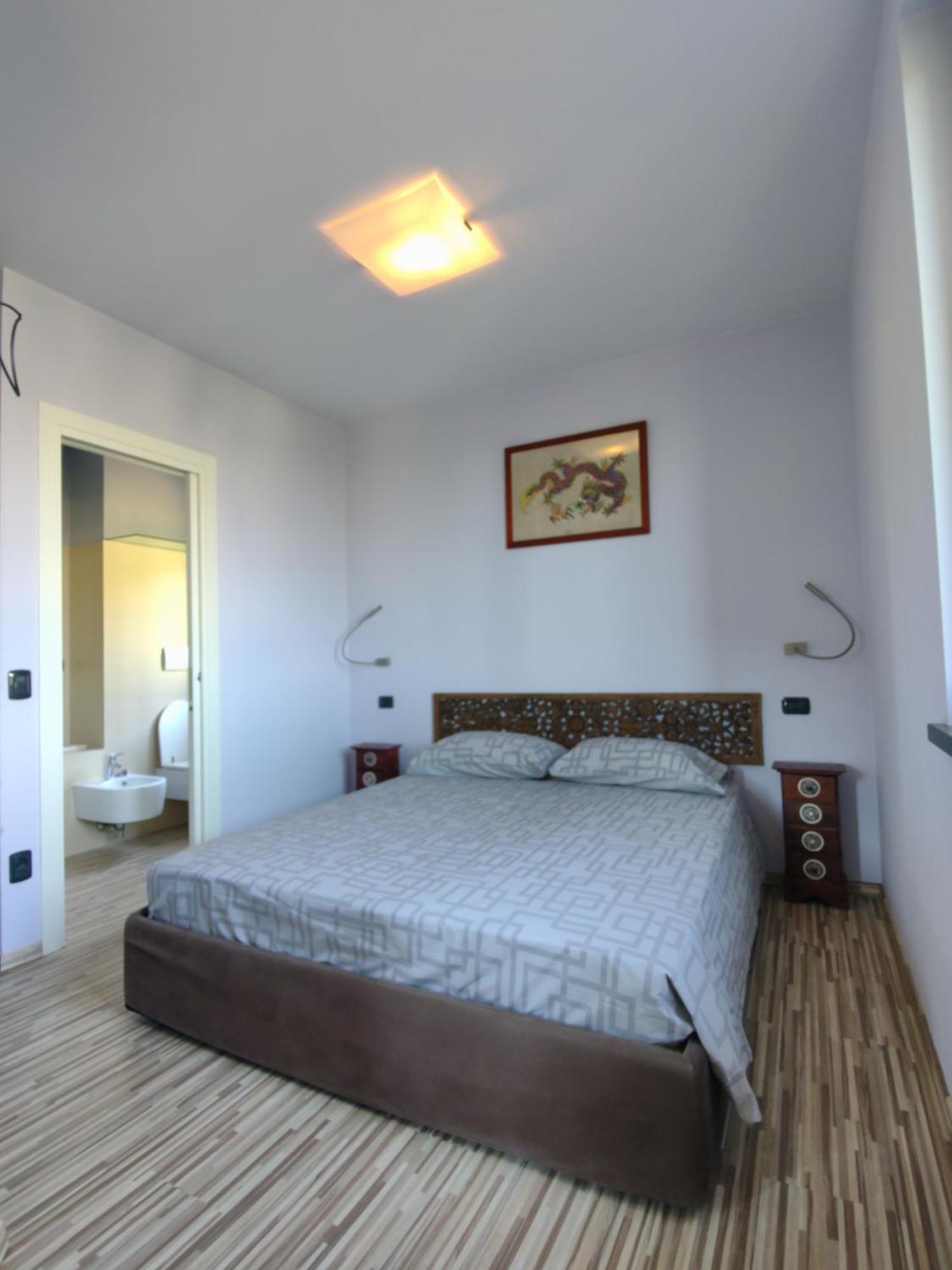Aminta Apartment Bergamo Bagian luar foto